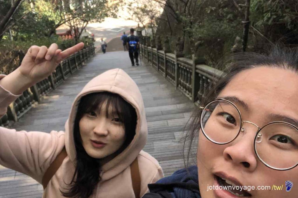 台北市內湖登山步道：碧山巖：開漳聖王廟 Hiking in Taipei