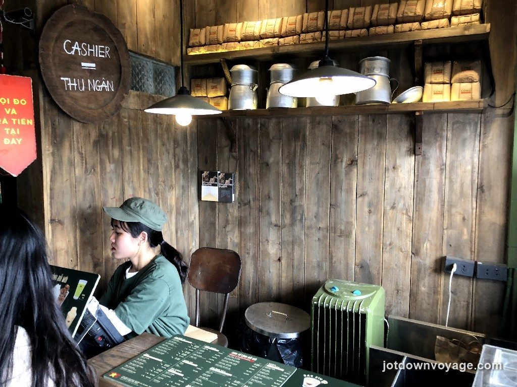越南老城區36古街美食推薦－Cong Caphe 咖啡館．河內自由行食記