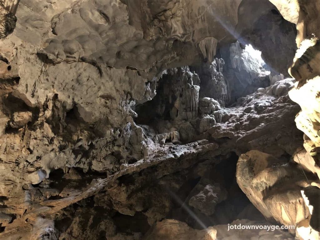 天宮洞 @下龍灣一日遊．KLOOK行程參加心得&分享｜越南自由行．景點 ｜Halong Bay Day Tour, Thien Cong Cave