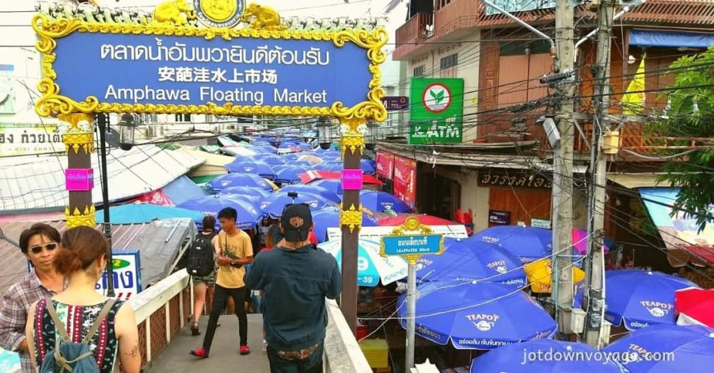 2019 泰國自由行，曼谷 24 個超人氣必去景點推薦《新手全攻略》：安帕瓦水上市場 Amphawa Floating Market
