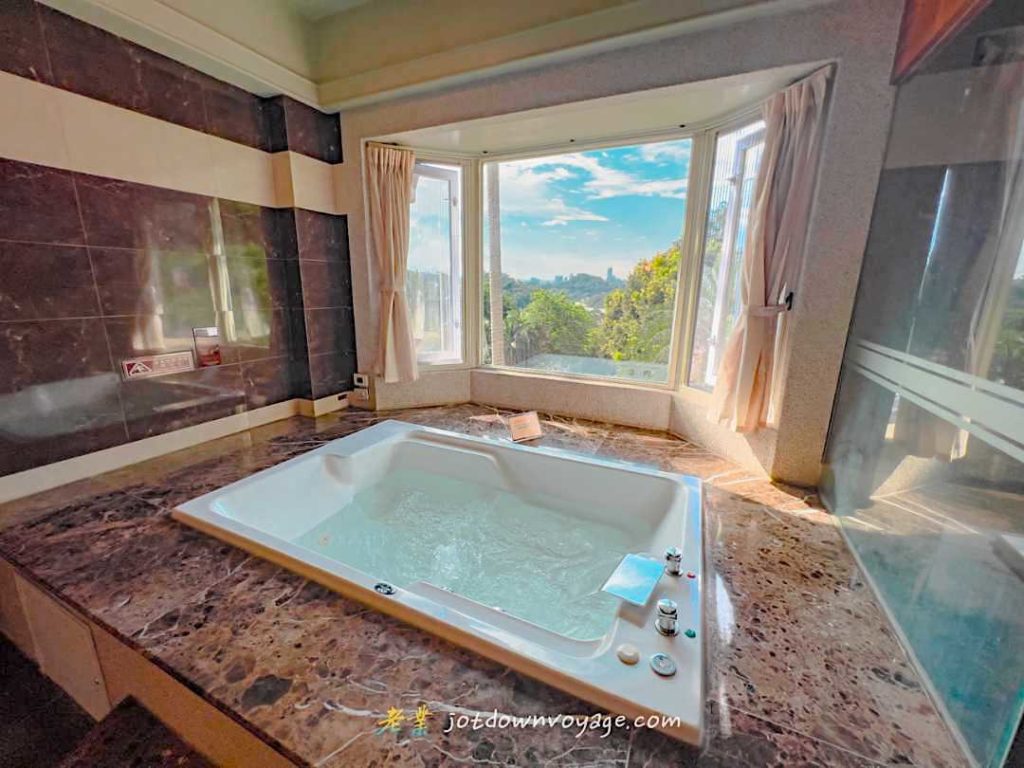 儷閣別墅旅館 SPA浴池與景色評價