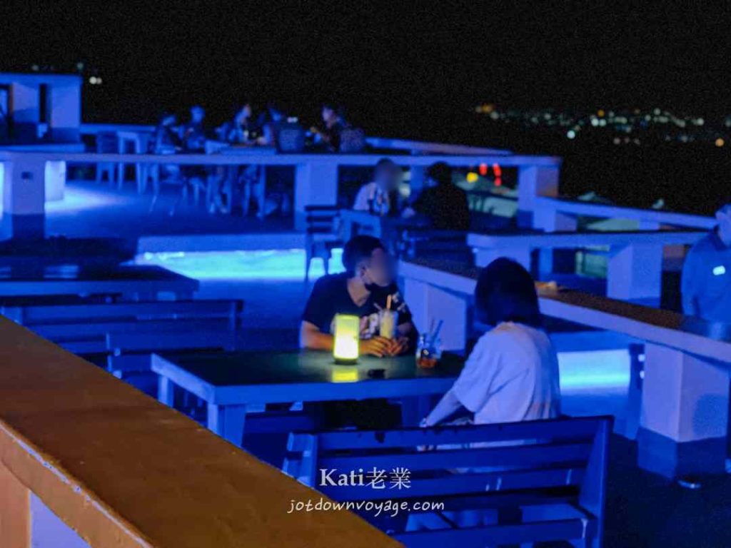 龍潭景觀餐廳：無敵乳姑山夜景，在《白圍牆景觀咖啡》