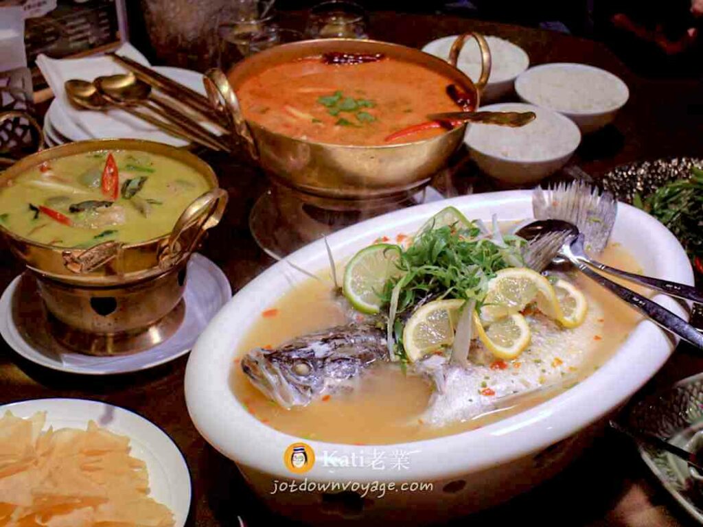 樂泰 LoveThai 泰式餐廳：咖哩、泰式清蒸檸檬鱸魚 評價｜新北蘆洲泰式料理推薦