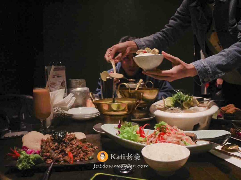 樂泰 LoveThai 泰式餐廳：綠咖哩 評價｜新北蘆洲泰式料理推薦