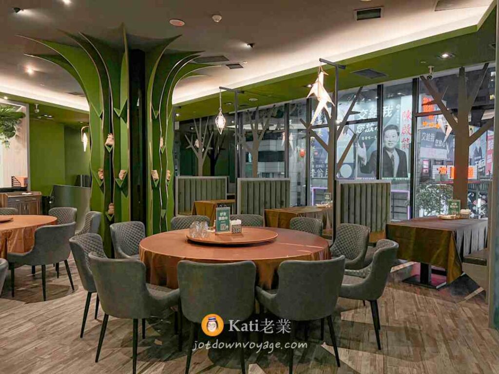 樂泰 LoveThai 泰式餐廳：二樓用餐環境｜新北蘆洲泰式料理